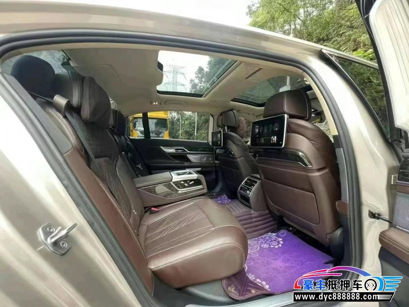 16年宝马7系轿车抵押车出售