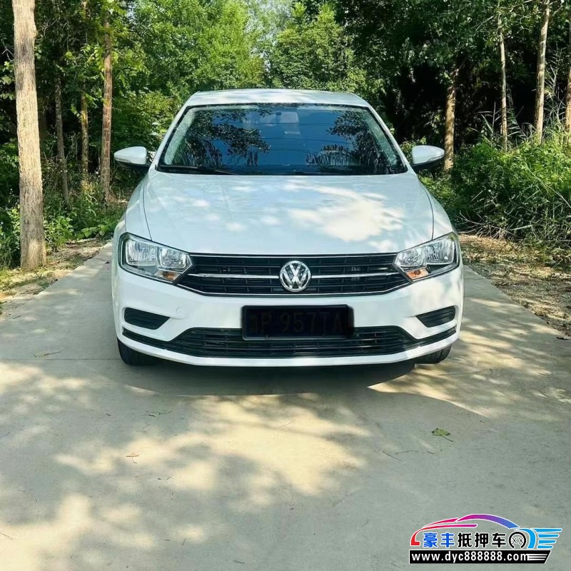 17年大众宝来轿车抵押车出售