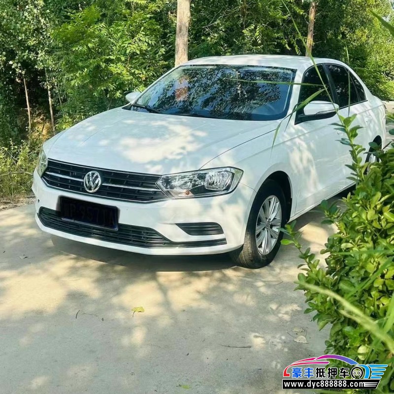 17年大众宝来轿车抵押车出售
