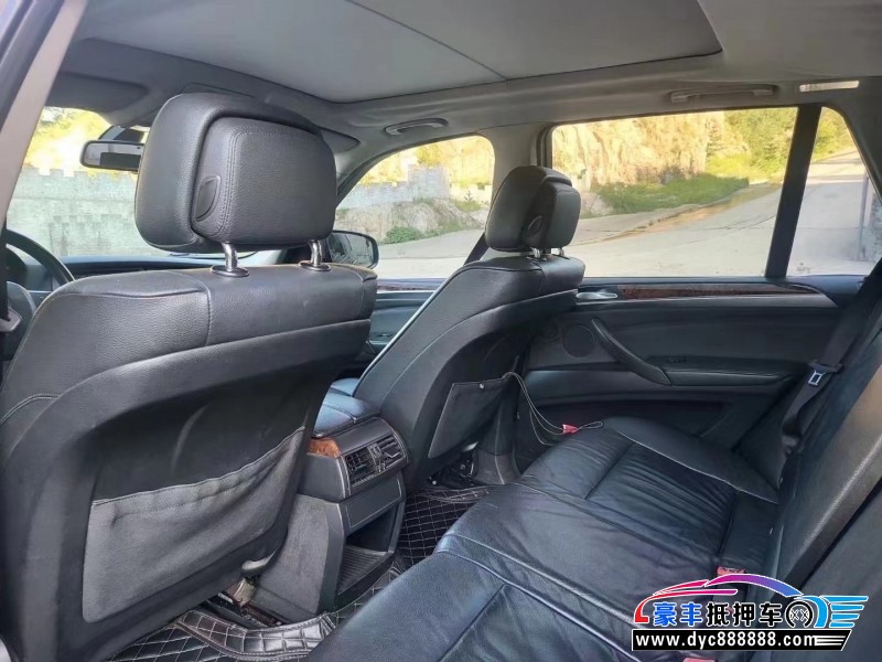 13年宝马X5SUV抵押车出售