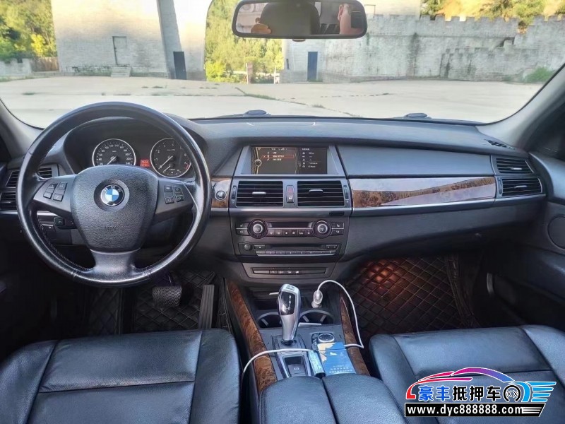 13年宝马X5SUV抵押车出售