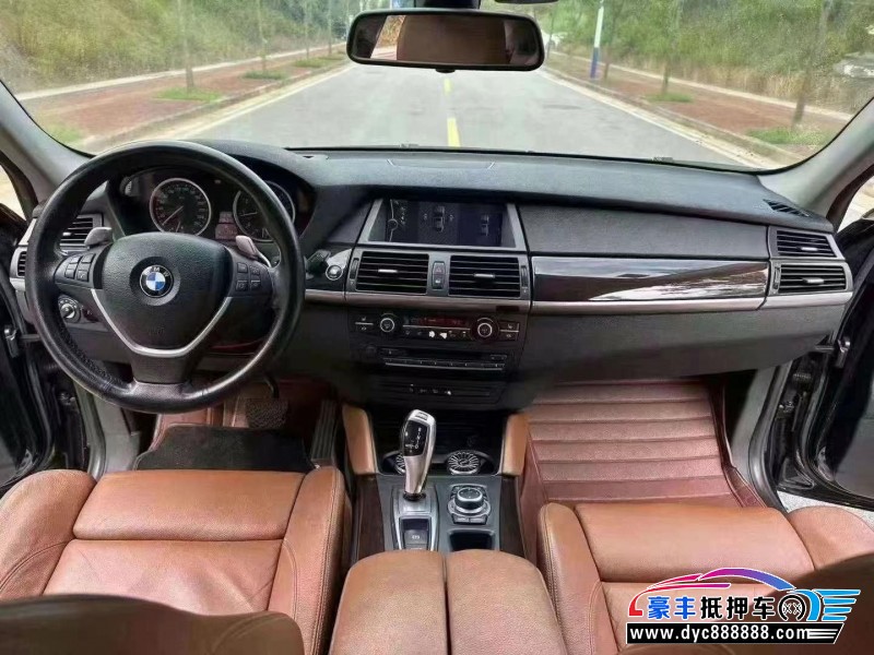 10年宝马X6轿车抵押车出售