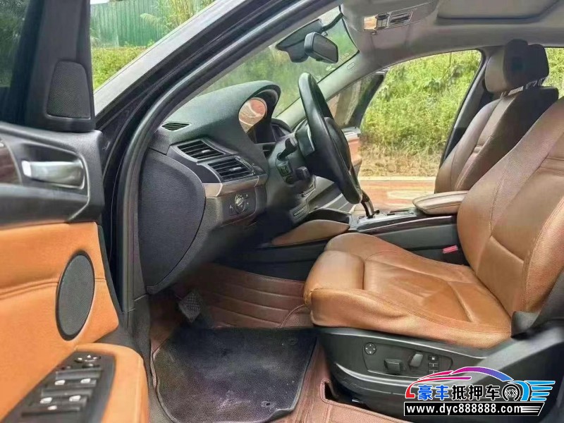 10年宝马X6轿车抵押车出售