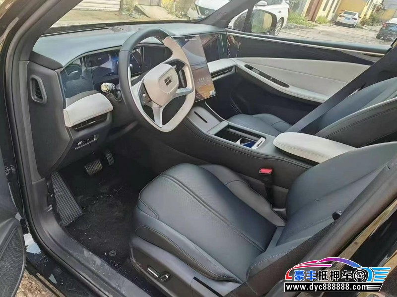 24年吉利银河L7轿车抵押车出售