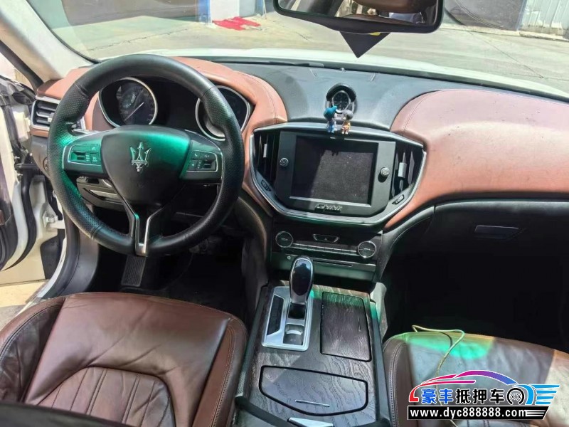 14年玛莎拉蒂Ghibli轿车抵押车出售