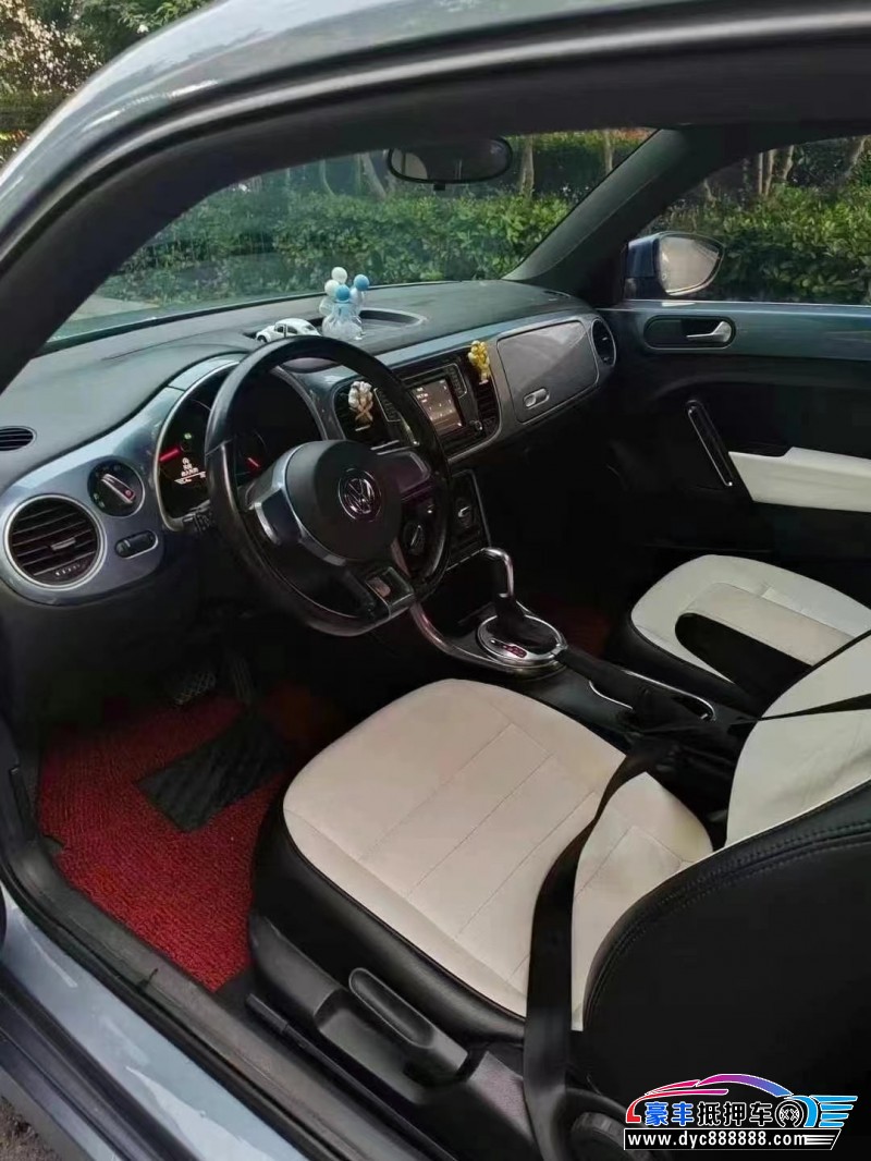 18年大众甲壳虫轿车抵押车出售