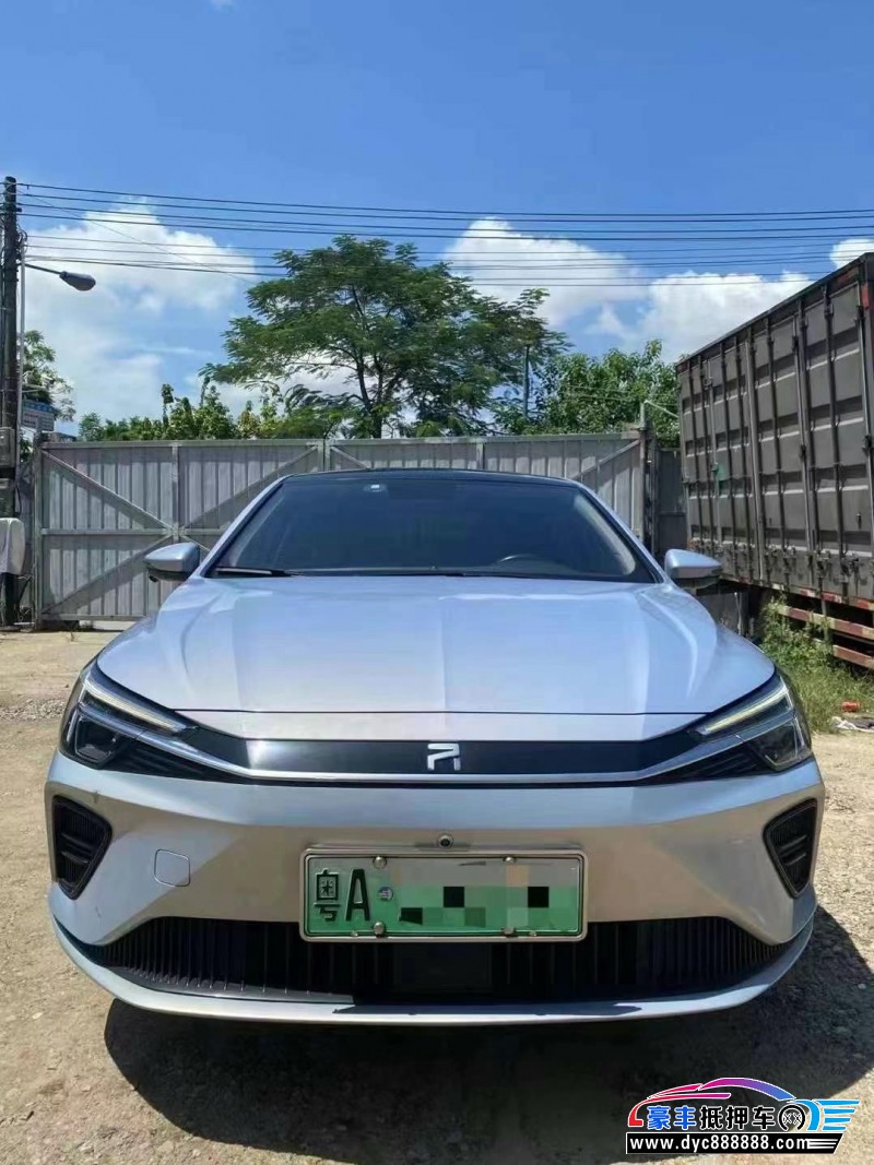 22年非凡ER6轿车抵押车出售