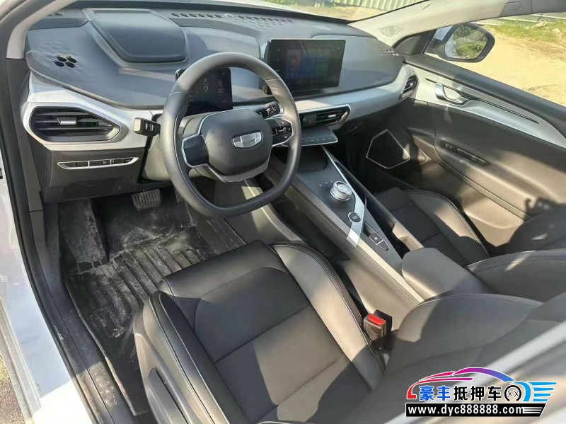 24年吉利几何轿车抵押车出售