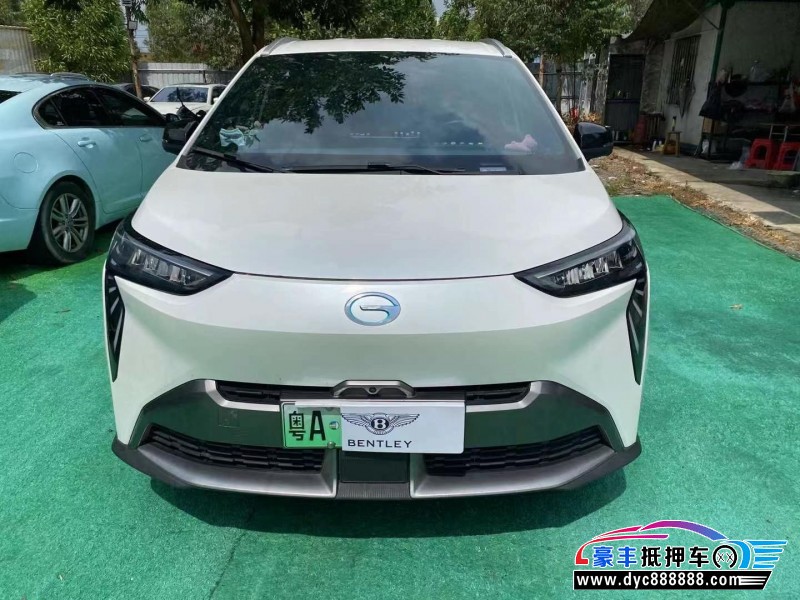 23年埃安Y70轿车抵押车出售