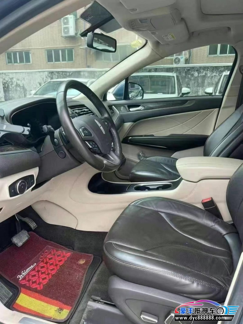 18年林肯MKC轿车抵押车出售