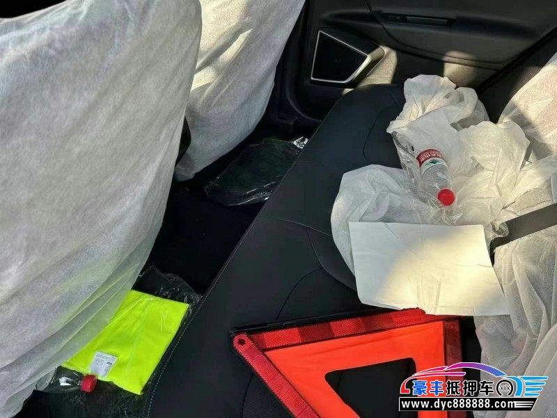 23年吉利帝豪EV轿车抵押车出售