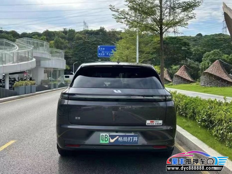 24年理想L7轿车抵押车出售