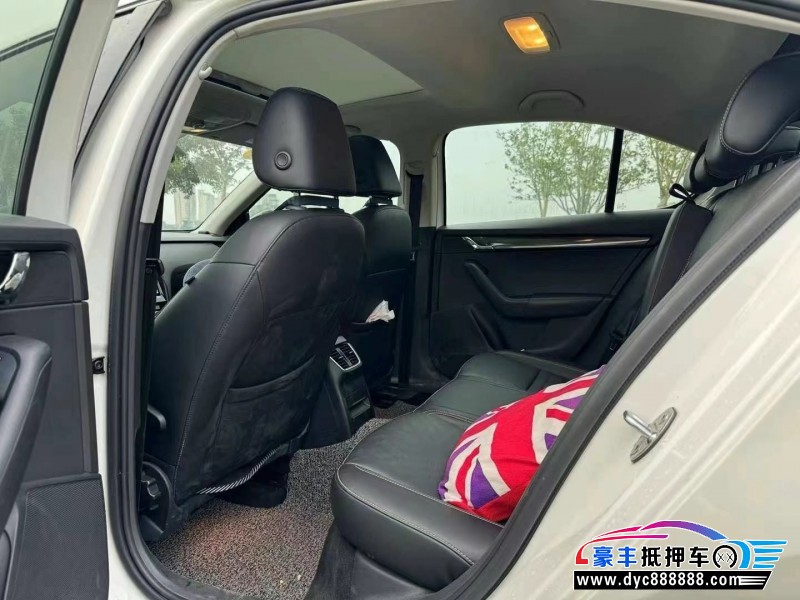 17年斯柯达明锐轿车抵押车出售