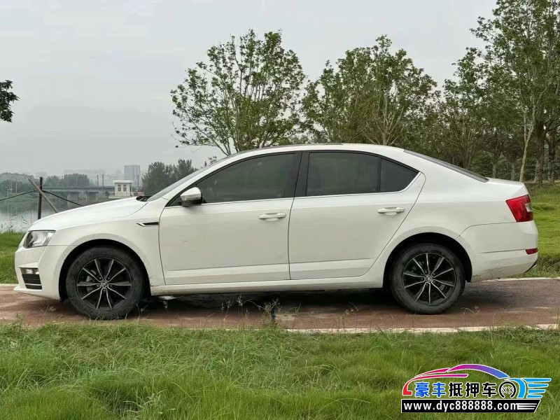 17年斯柯达明锐轿车抵押车出售