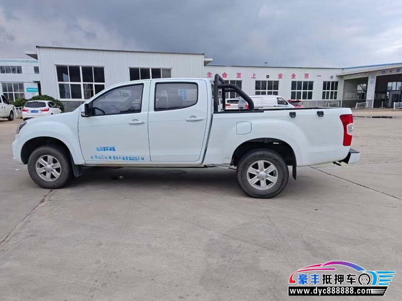 23年五十铃瑞迈轿车抵押车出售