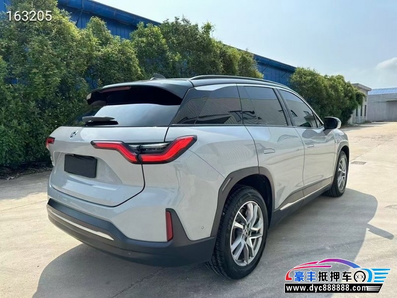 21年蔚来ES6轿车抵押车出售