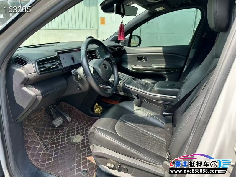 21年蔚来ES6轿车抵押车出售