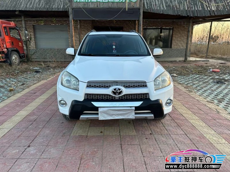 抵押车出售13年丰田RAV4轿车