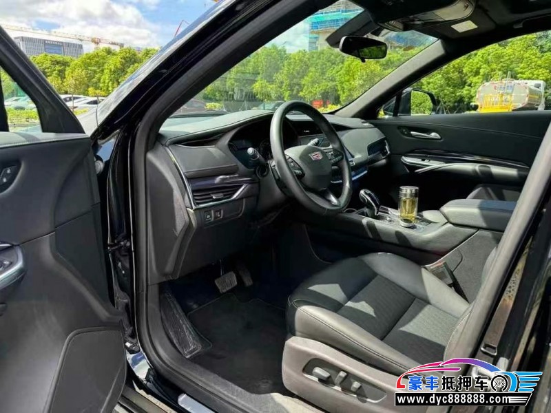 22年凯迪拉克XT4SUV抵押车出售