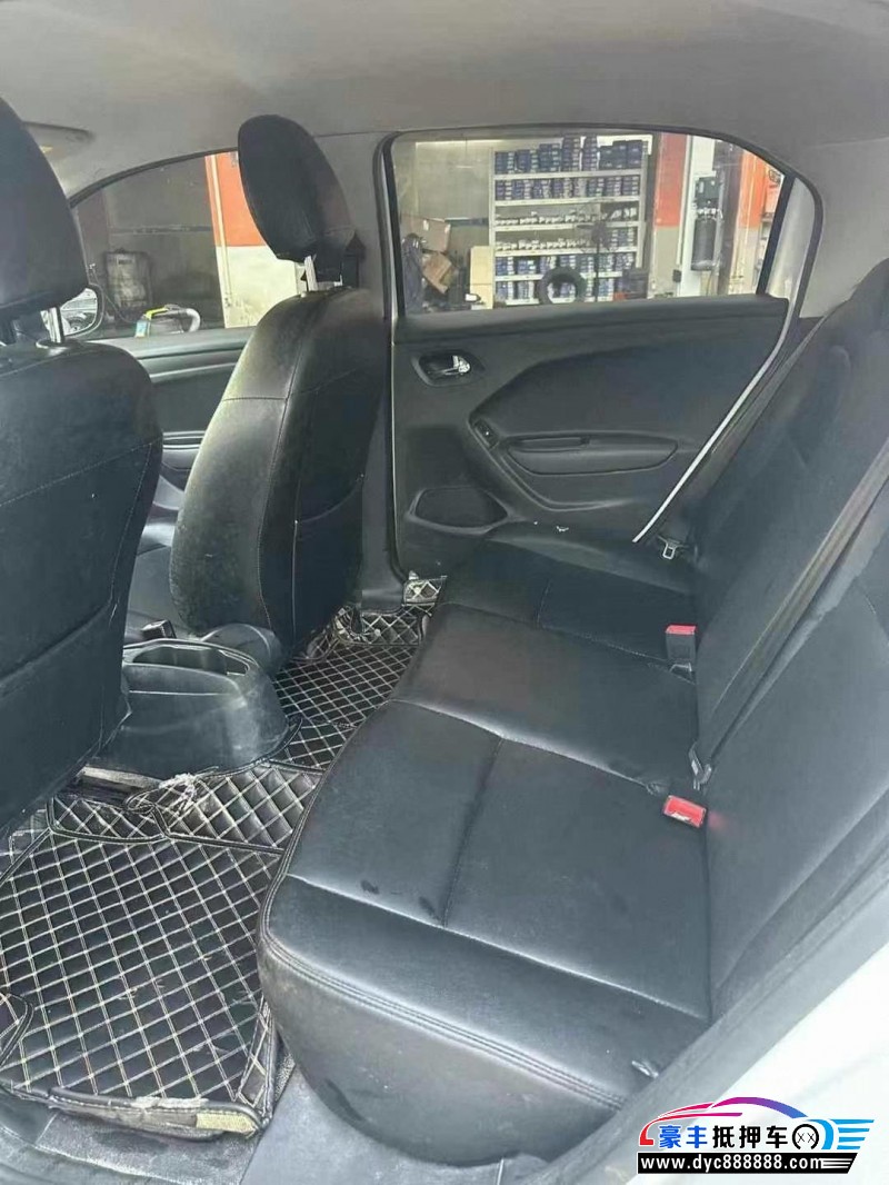 19年雪铁龙爱丽舍轿车抵押车出售