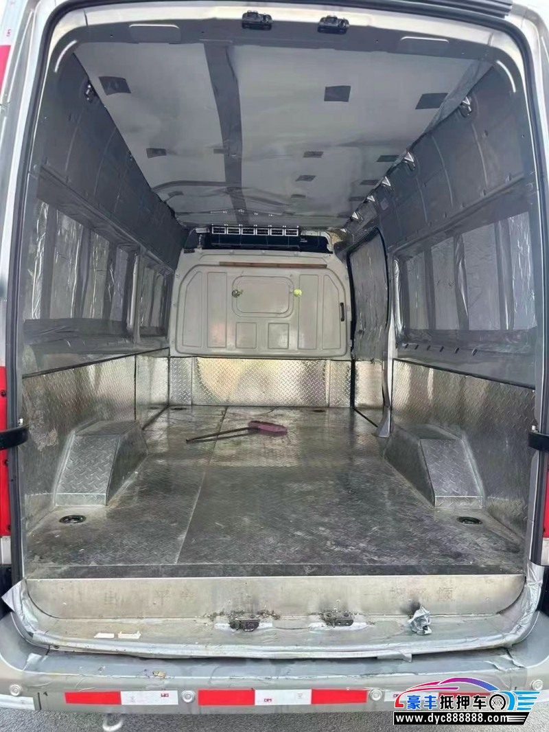 23年福田图雅诺轿车抵押车出售