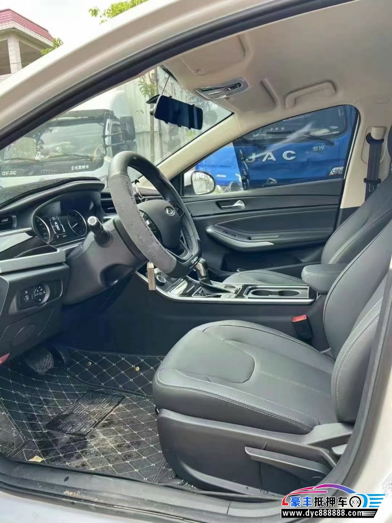 24年奇瑞艾瑞泽5轿车抵押车出售