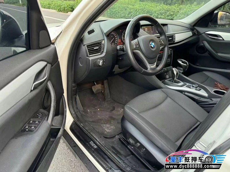 14年宝马X1轿车抵押车出售