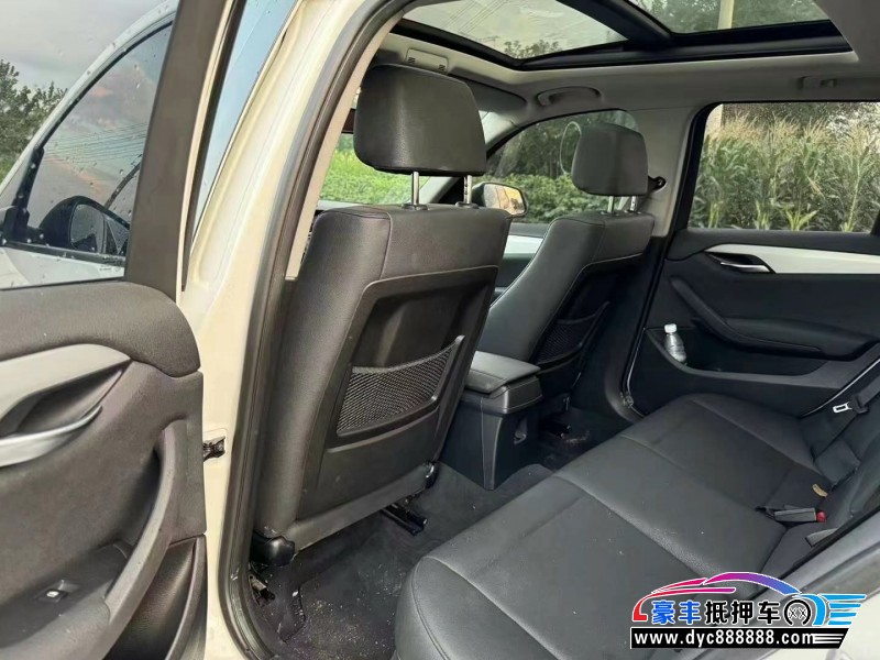 14年宝马X1轿车抵押车出售