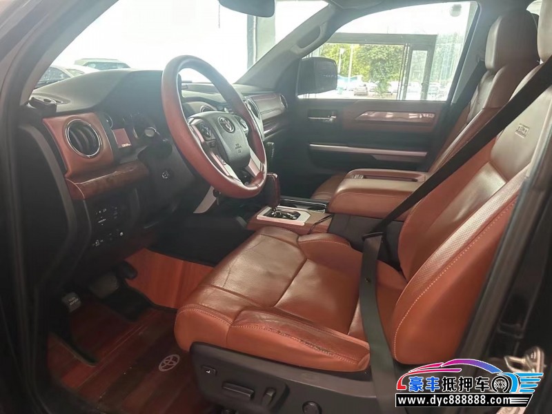 15年丰田坦途轿车抵押车出售