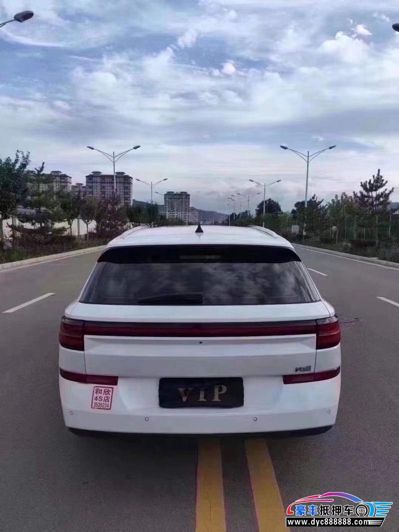 23年宝骏vallia轿车抵押车出售