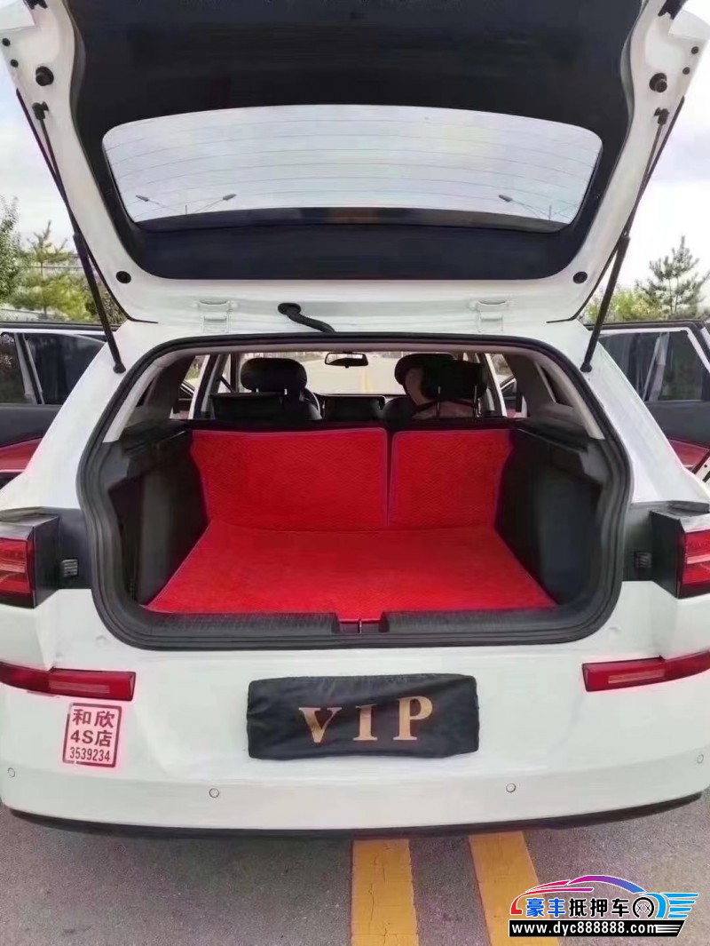 23年宝骏vallia轿车抵押车出售