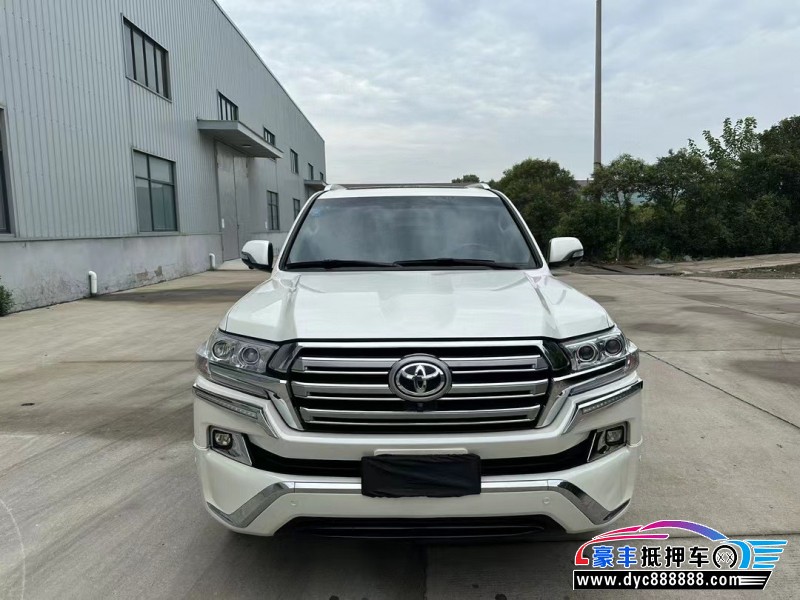 18年丰田兰德酷路泽（陆巡）轿车抵押车出售