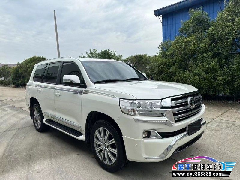 18年丰田兰德酷路泽（陆巡）轿车抵押车出售