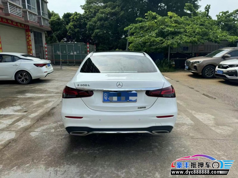 20年奔驰E轿车抵押车出售