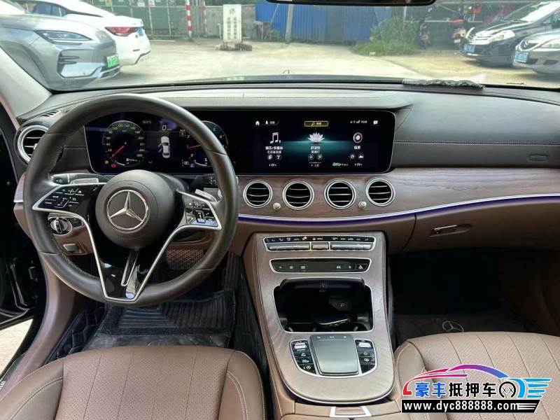 22年奔驰E轿车抵押车出售