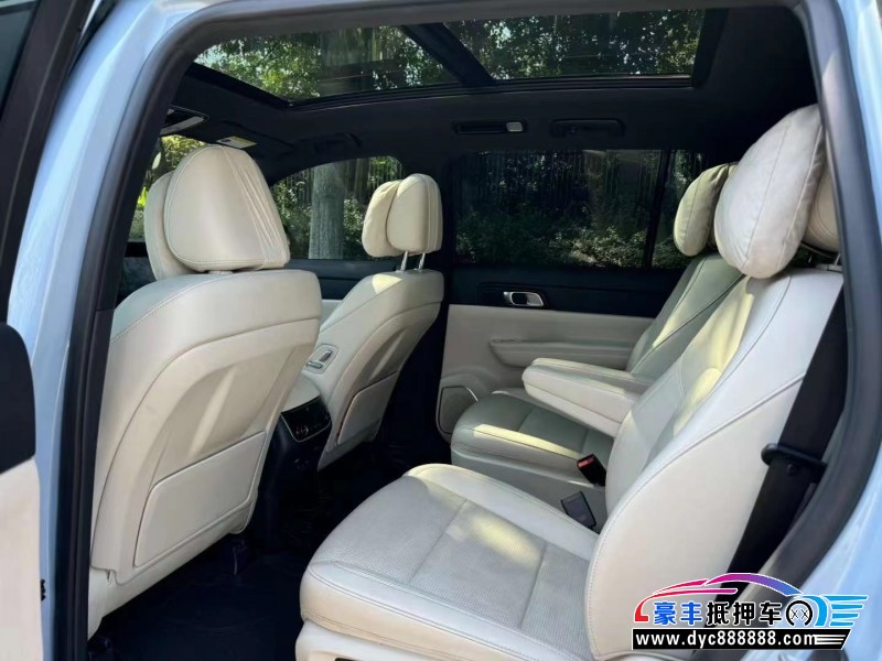 22年理想ONE轿车抵押车出售