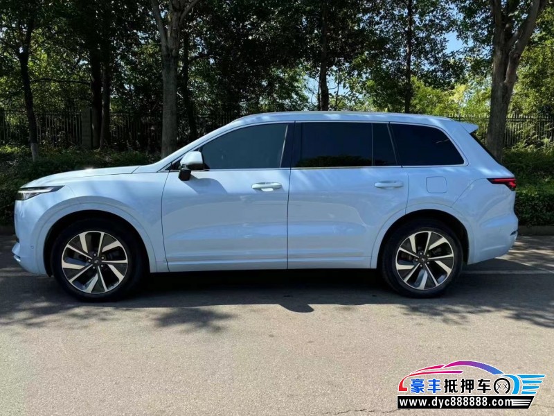 22年理想ONE轿车抵押车出售