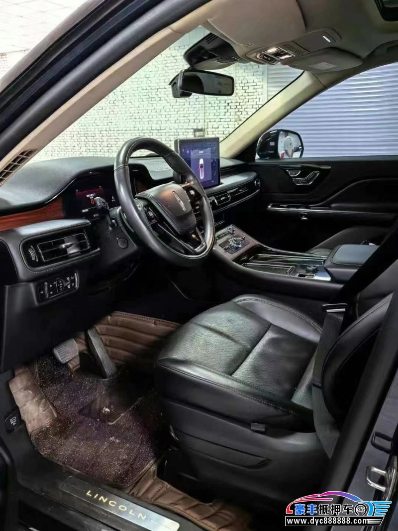 21年林肯飞行家轿车抵押车出售