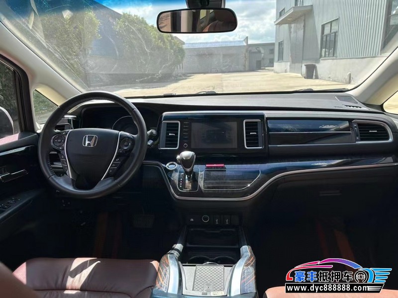 21年本田艾力绅轿车抵押车出售