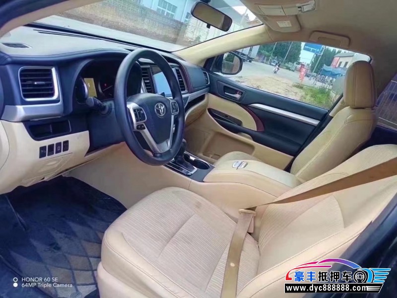 17年丰田汉兰达轿车抵押车出售