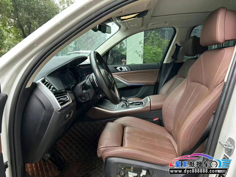 19年宝马X5轿车抵押车出售