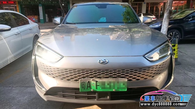 21年塞力斯sf5轿车抵押车出售