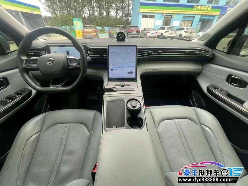 21年蔚来ES6轿车抵押车出售