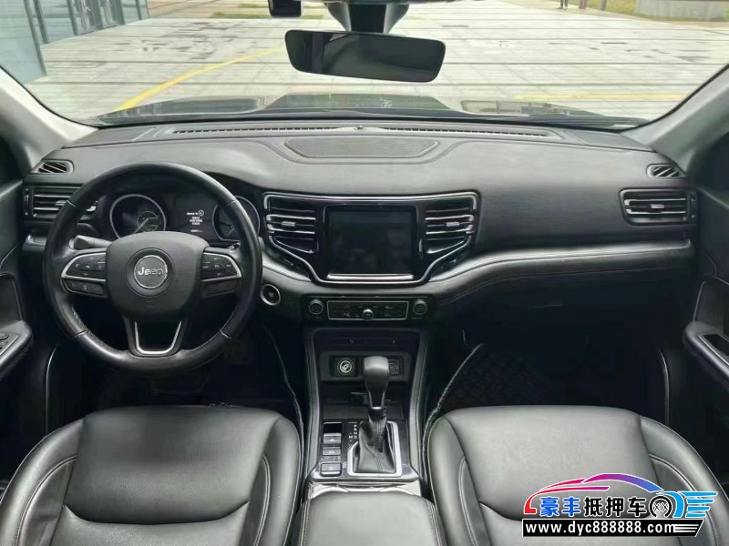 22年Jeep指挥官轿车抵押车出售