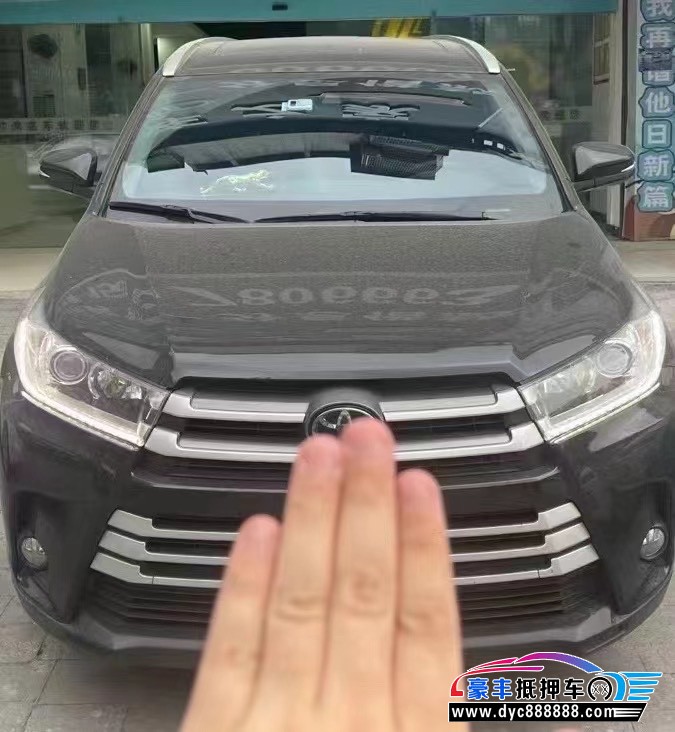 22年丰田汉兰达轿车抵押车出售