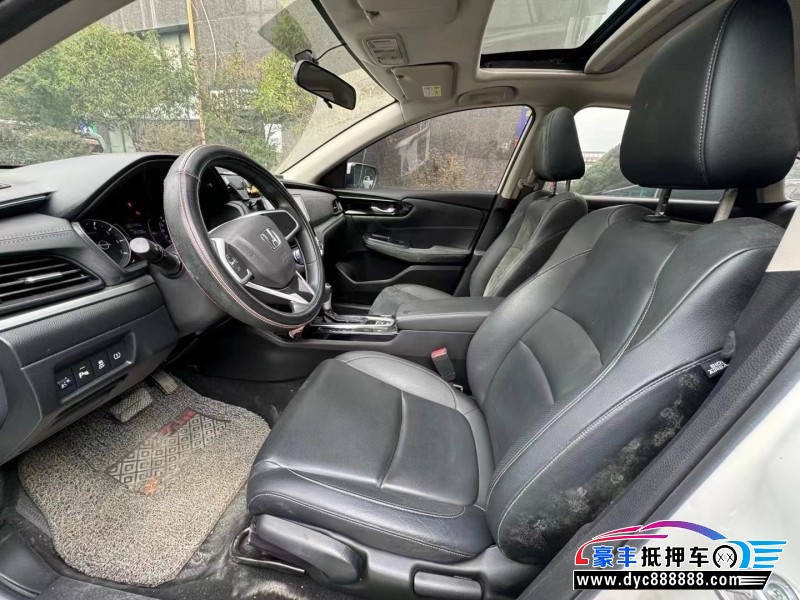 19年本田享域轿车抵押车出售