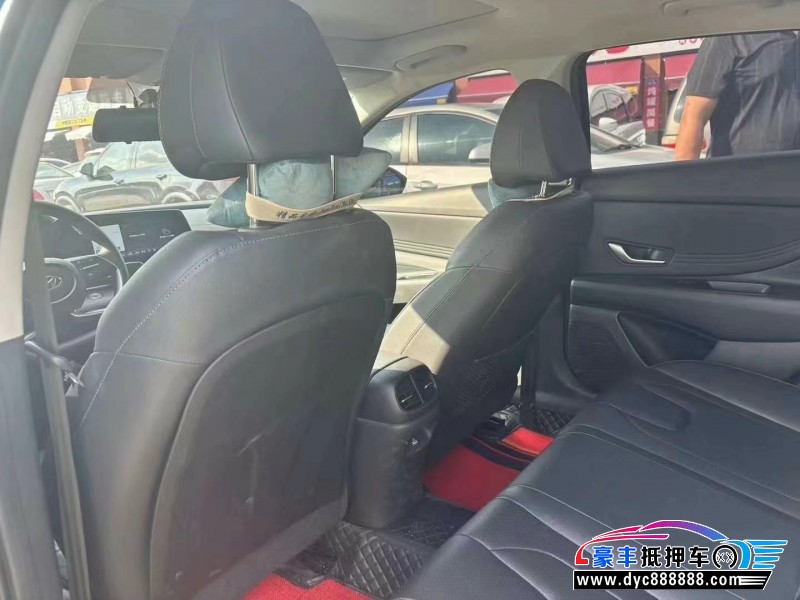 23年现代伊兰特轿车抵押车出售