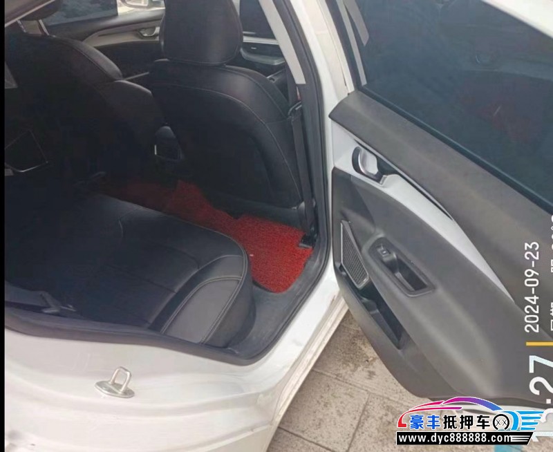 23年吉利几何轿车抵押车出售