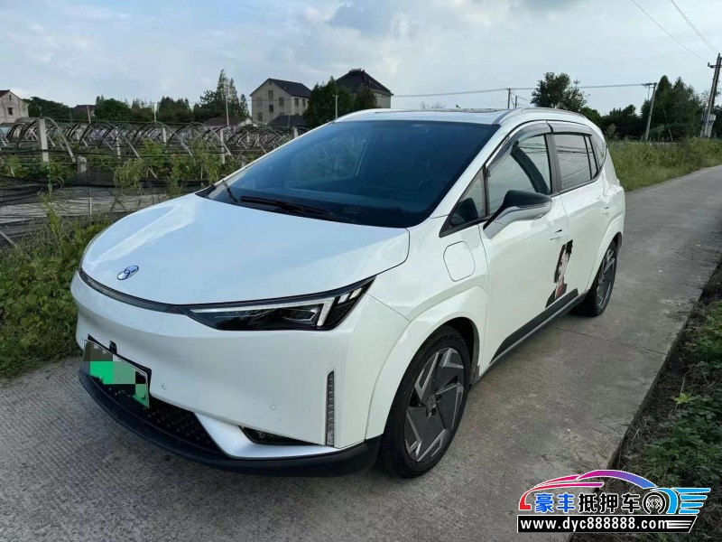 23年合创z03轿车抵押车出售