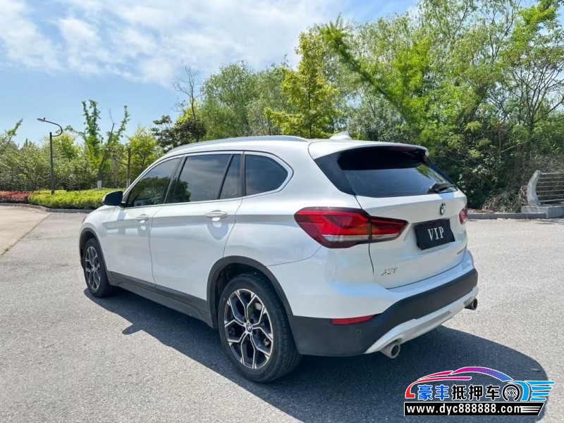 22年宝马X1轿车抵押车出售